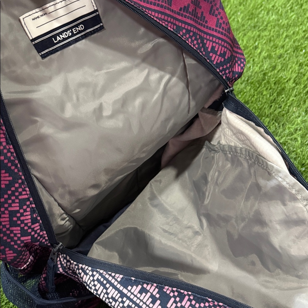 Lands End Backpack - Picture 6 of 6